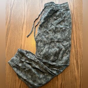 Orvis Women’s  Jogger lightweight Pants size Large